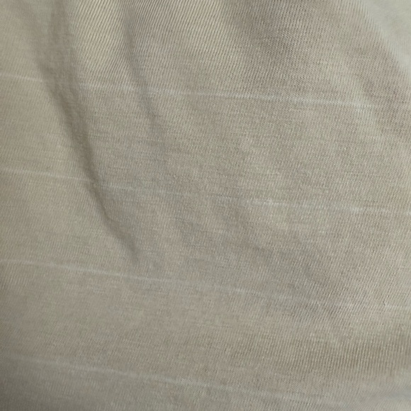 Lululemon basic tee - Picture 2 of 4